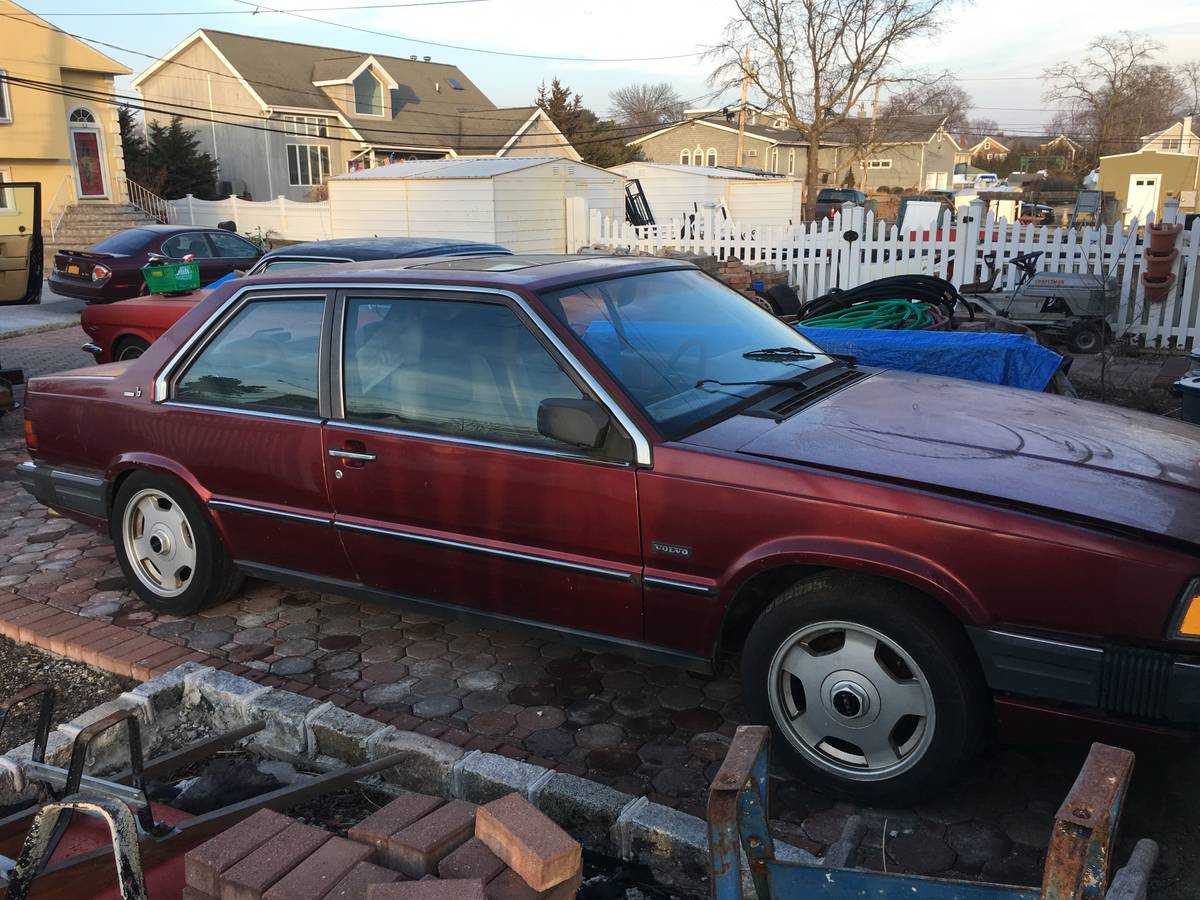 Volvo 780 bertone